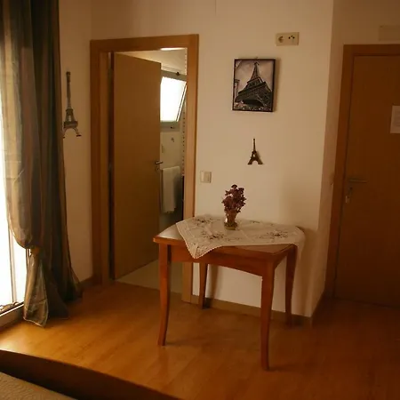 Chez Guida فندق مبيت وإفطار نازاريه